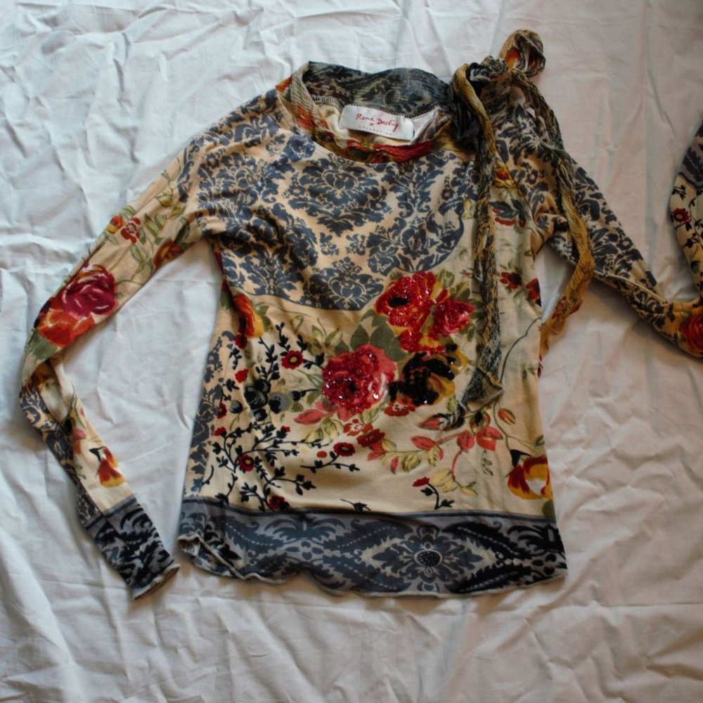 Small Rene Derby Pattern Sequin Top - Picture 2 of 5